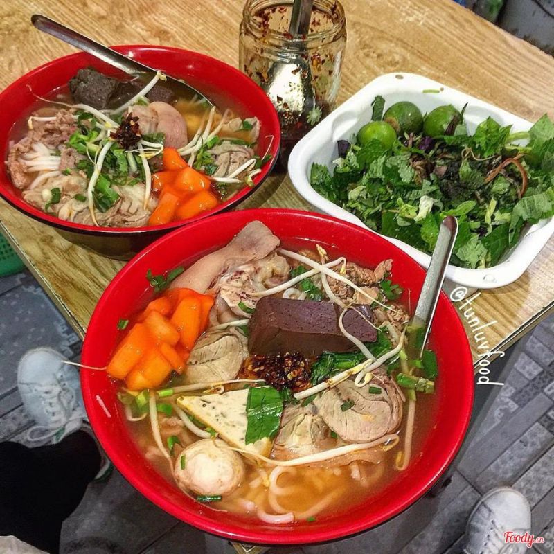 Bún Bò Huế Ao Sen