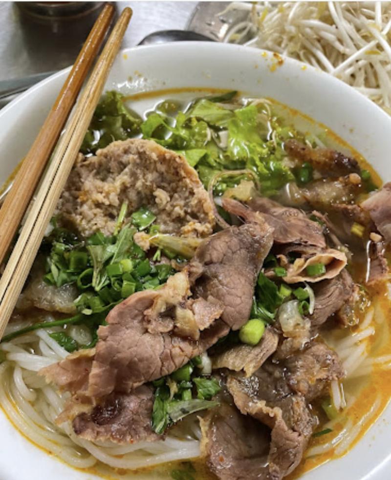 Bún Bò Huế Bà Dinh