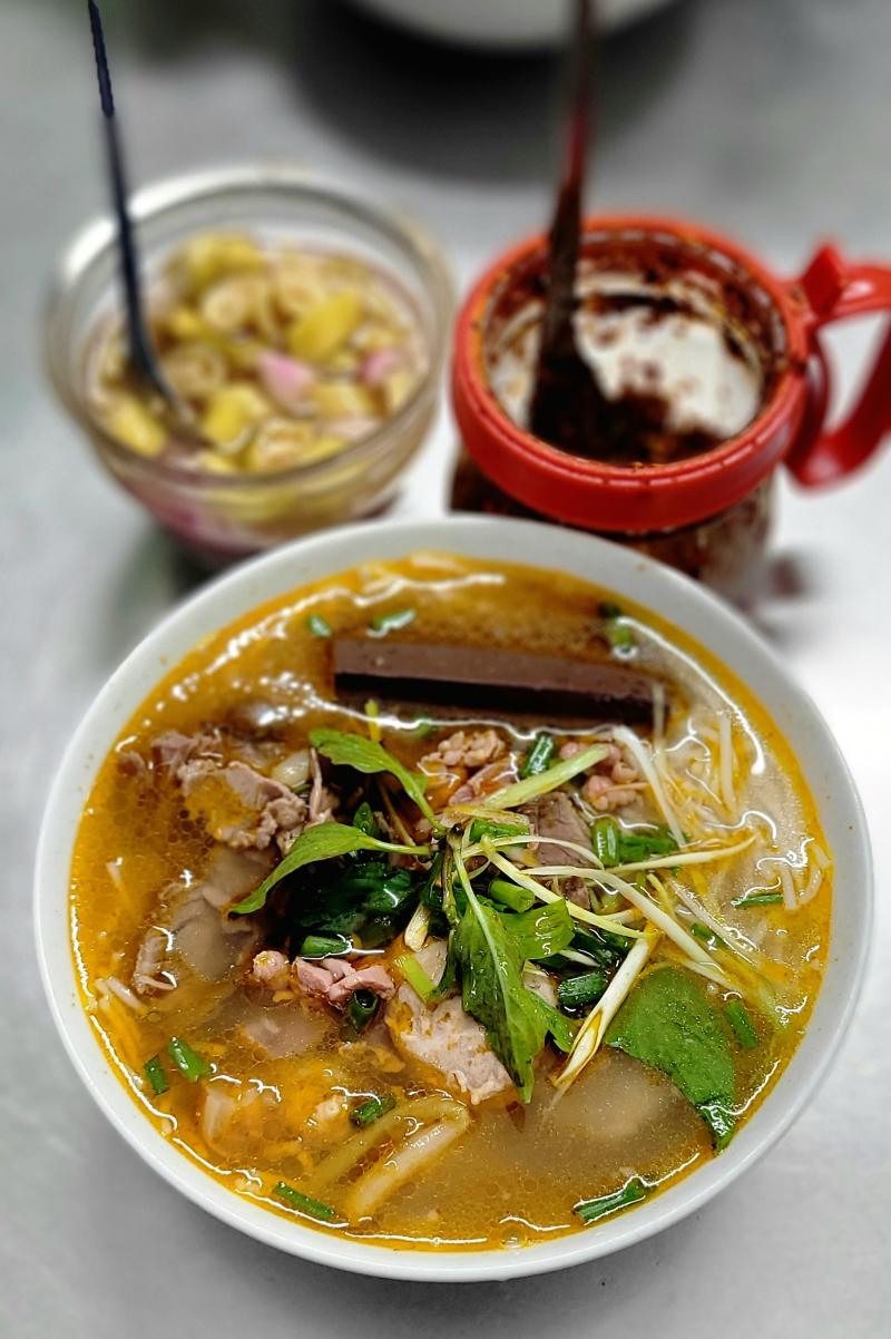 Bún Bò Huế Bà Thương