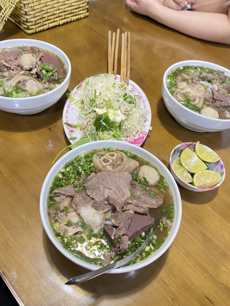 Bún bò huế 26 Cầu Diễn