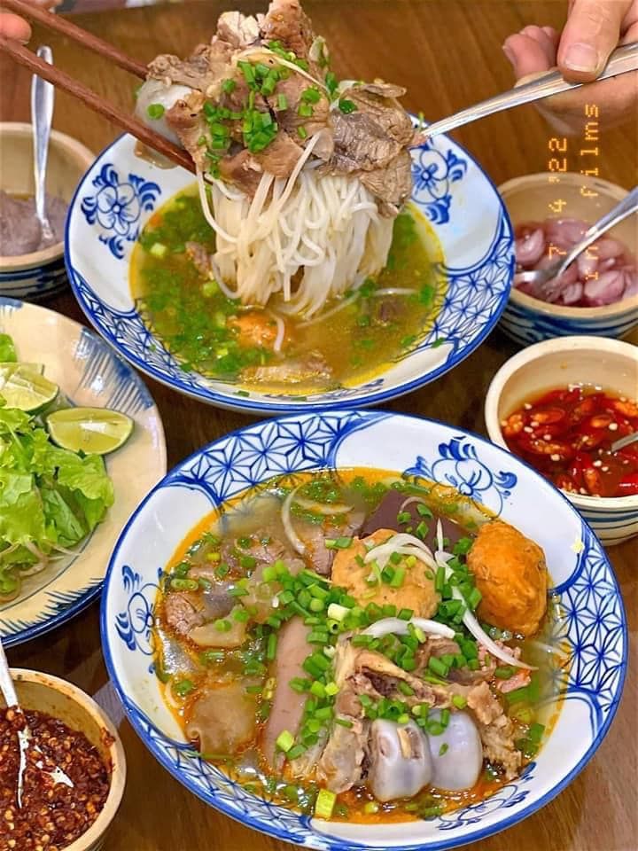 Bún Bò Huế chính gốc Quán Hạnh