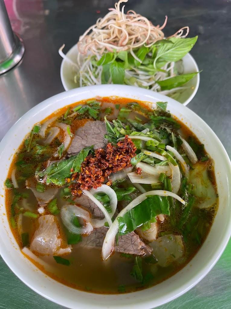 Bún Bò Huế Cô Dung