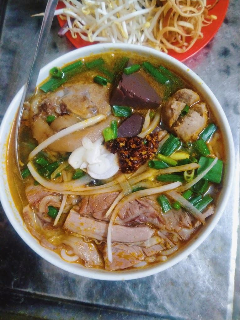 Bún Bò Huế Hợp Ngon nhất Trần Cung