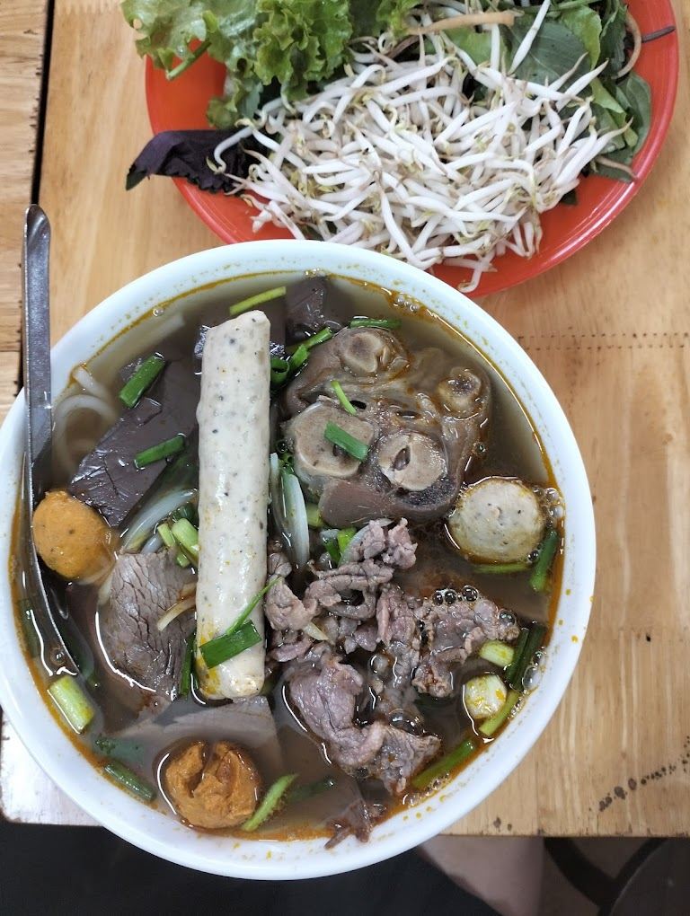 Bún Bò Huế Hợp Ngon nhất Trần Cung