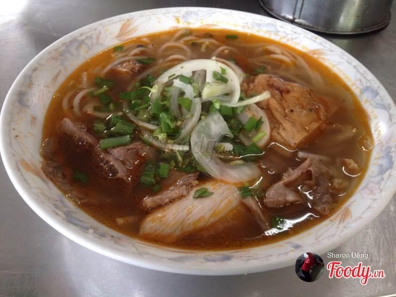 Bún bò huế Hữu Thọ