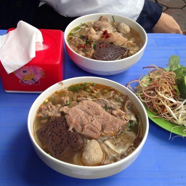 Top 9 quán ăn ngon tại phố Lò Đúc - Hà Nội