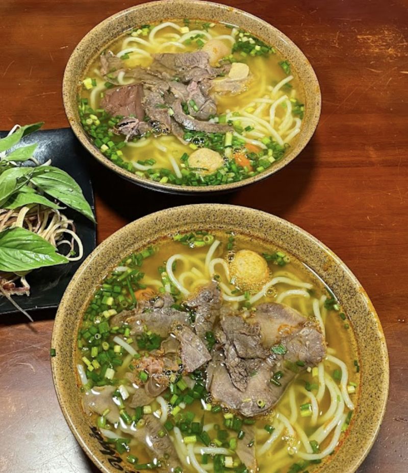 Bún Bò Huế - Ngự Uyển