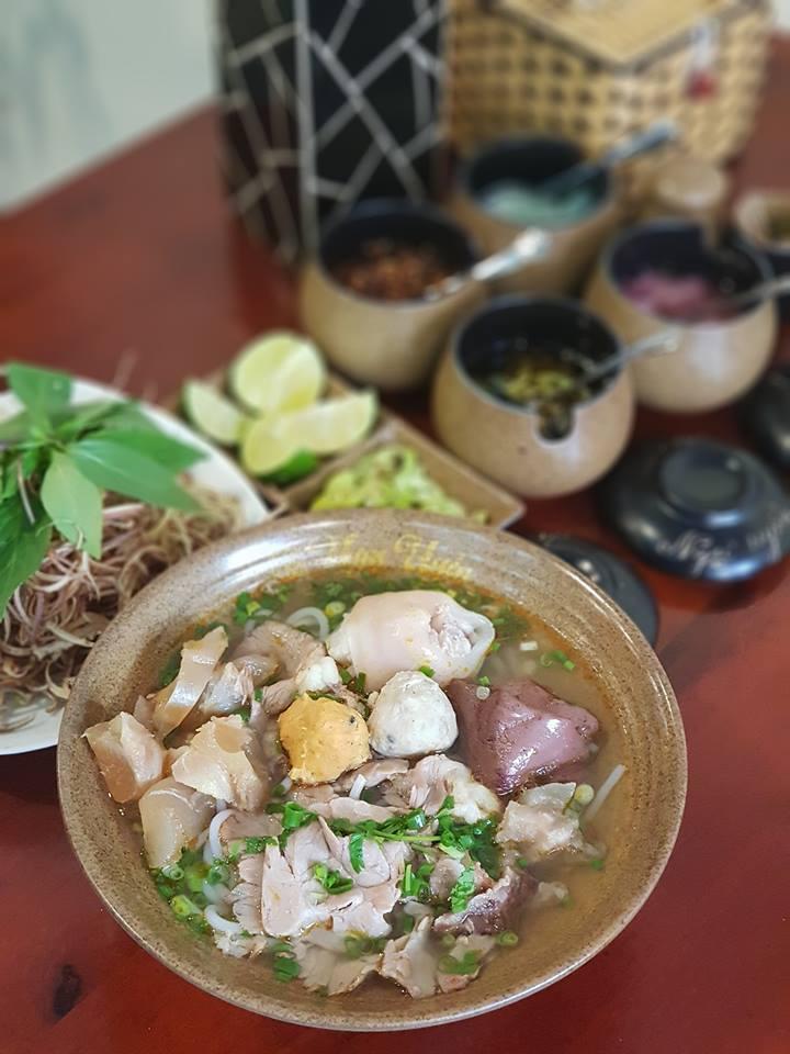 Bún Bò Huế Ngự Uyển - Lương Định Của