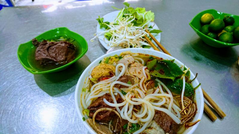 ﻿﻿Bún bò Huế Nhật Tân