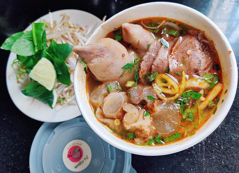 Bún Bò Huế Nhiêu Tứ