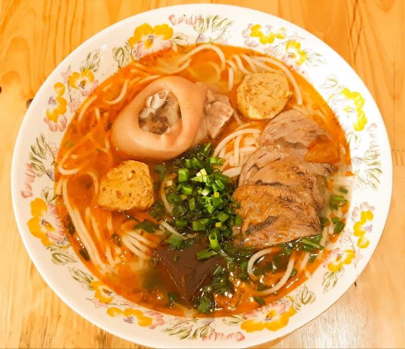 Bún Bò Huế O CHẮT