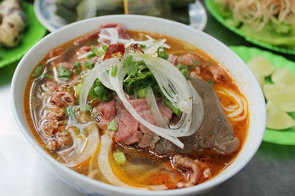 Bún bò Huế O Thay