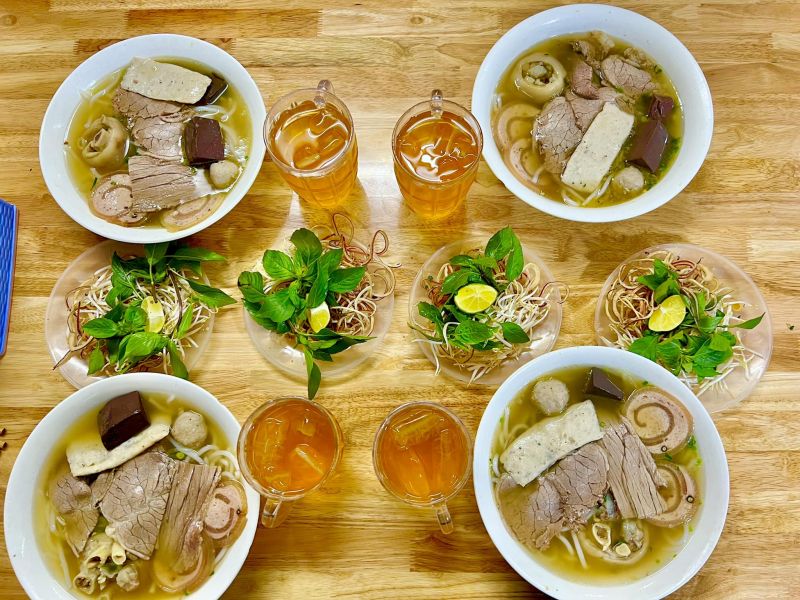 Bún bò Huế O Uông