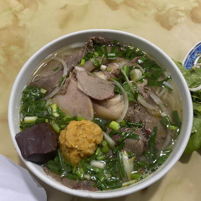 Bún bò Huế Sông Hương