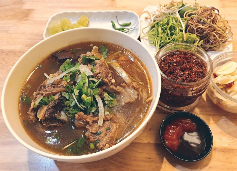 Bún Bò Huế Thử Là Ghiền