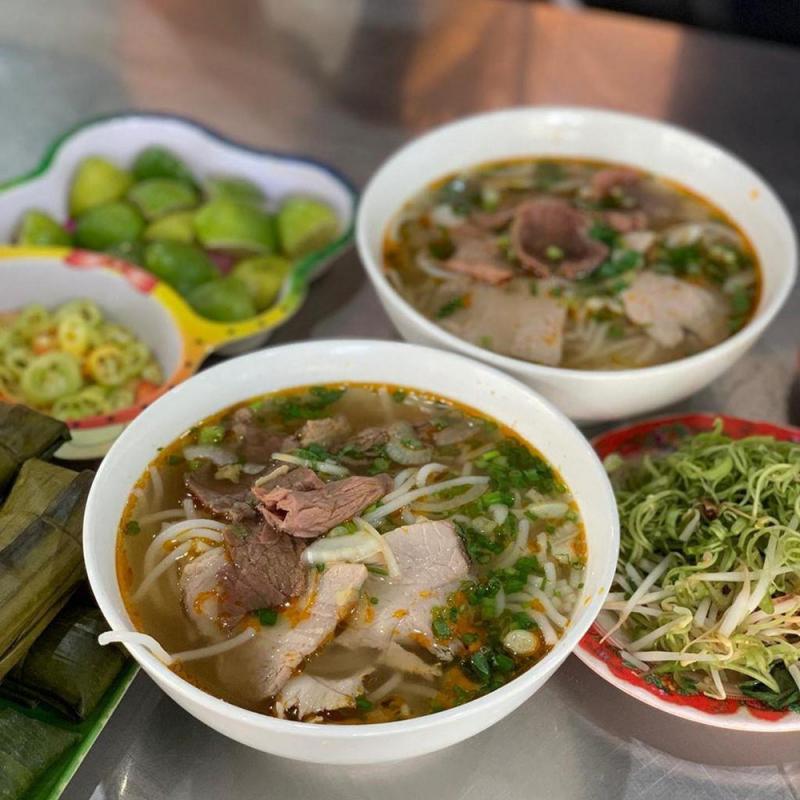 Bún Bò Huế Trang Nam