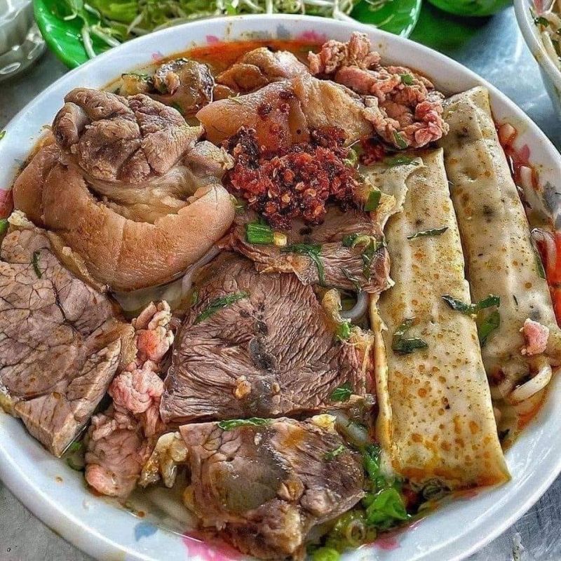 Bún bò Huế