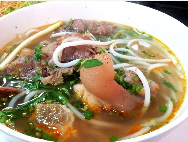 Bún bò Phạm Văn Chiêu