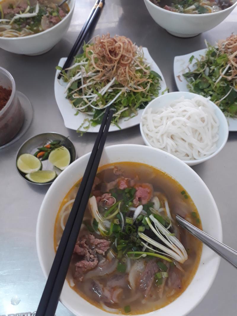 Bún Bò Quang Hào