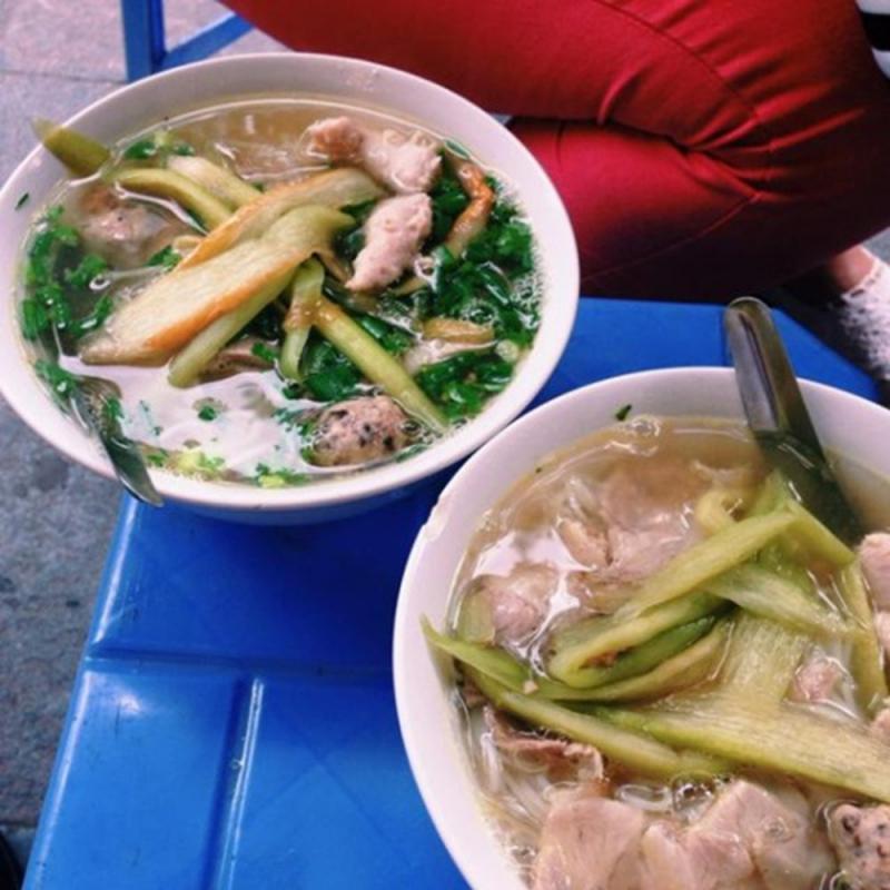Quán ăn ngon tại phố Hàng Trống - Hà Nội