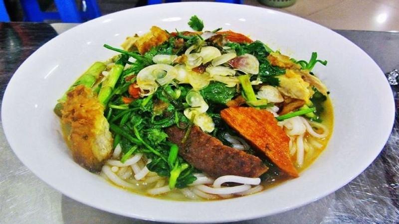 Attractive fish noodle soup that many people eat once and remember forever