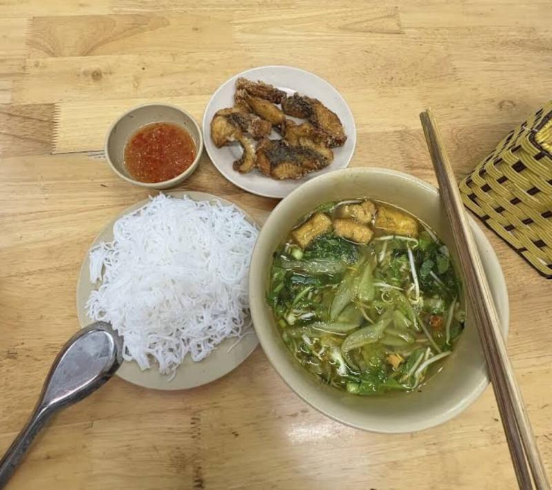 Bún cá chấm 559