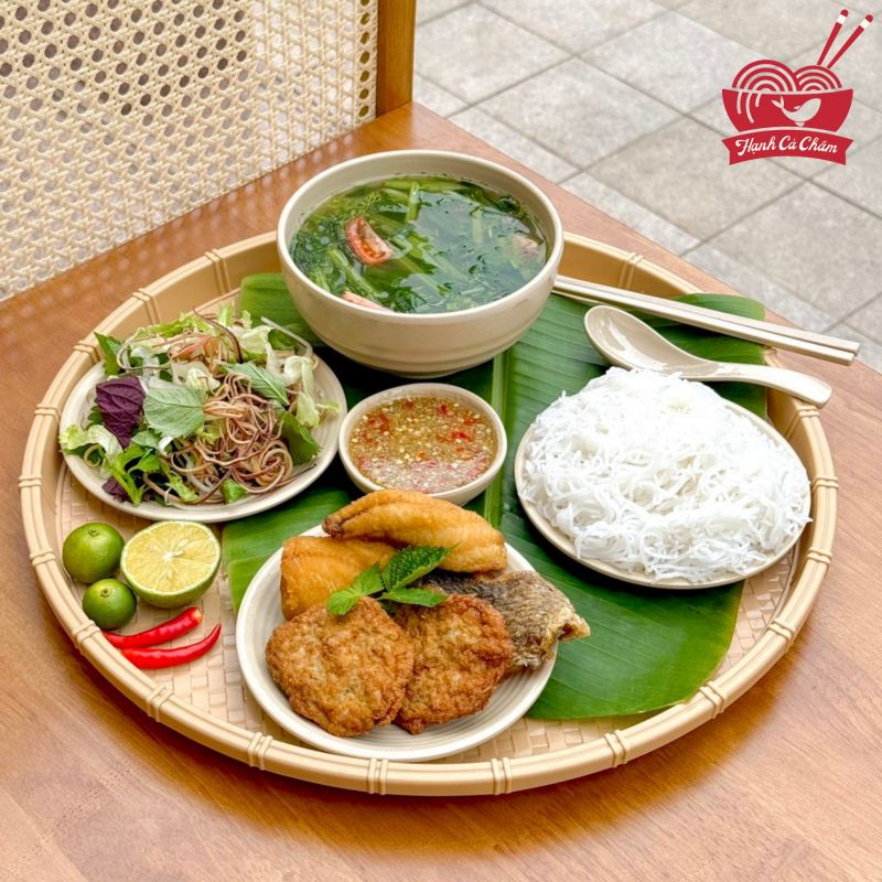 Bún cá chấm Hạnh Béo