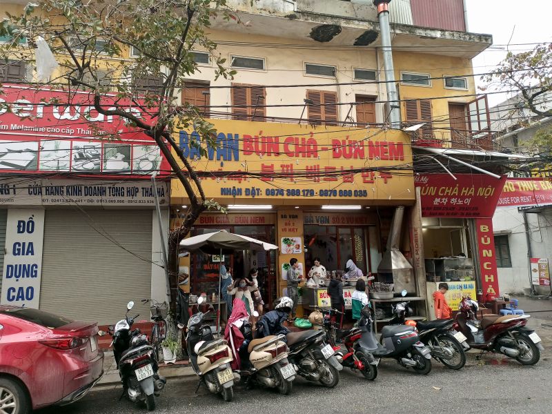 Bún Chả Bà Vạn