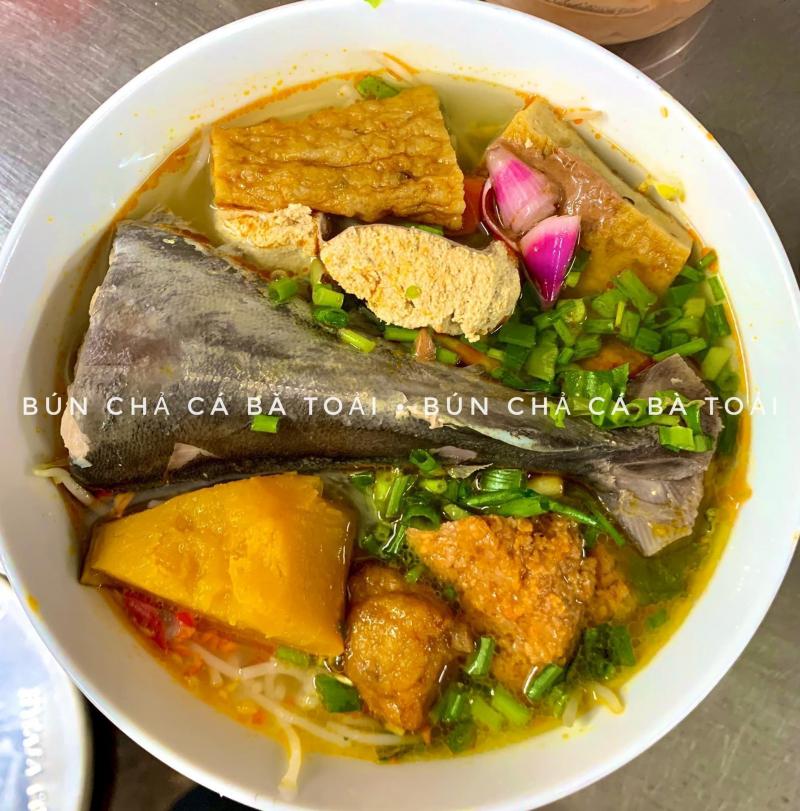 Bún Chả Cá Bà Toải