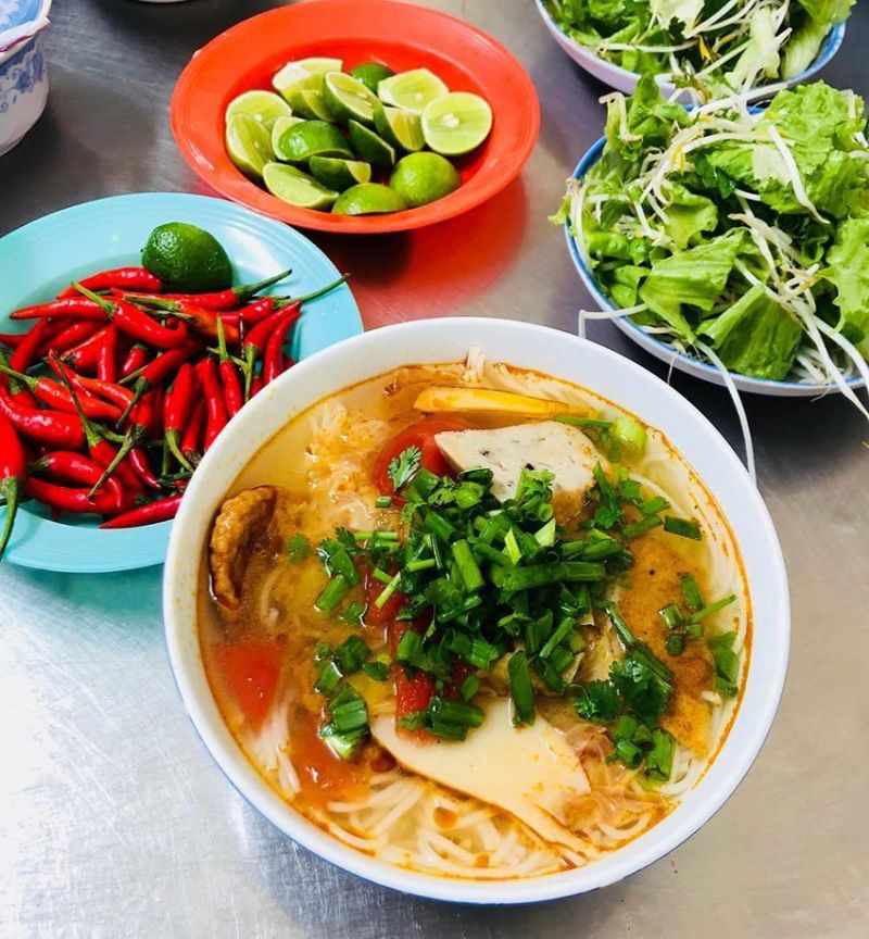 ﻿﻿Bún chả cá Nha Trang quán Út Hiền