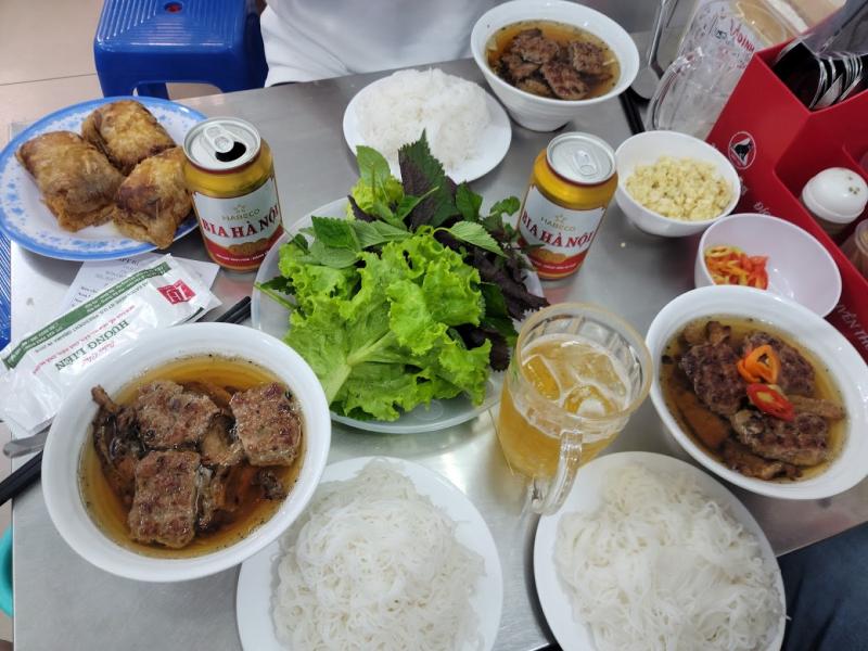 Bún chả Hương Liên