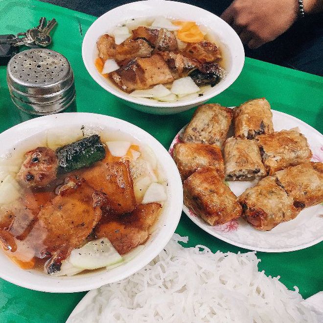 Quán ăn ngon trên phố Pháo Đài Láng - Hà Nội