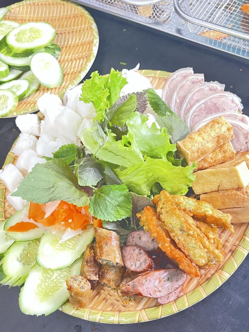 Bún Đậu Bà Lái - 27 Trần Quang Khải