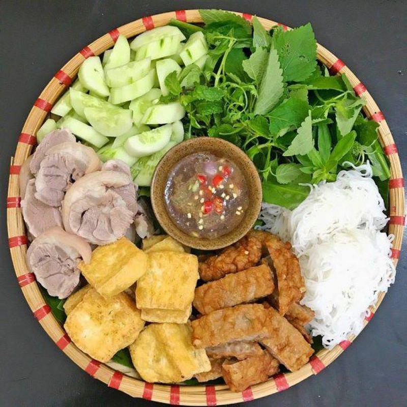 Bún đậu Hai chàng trai