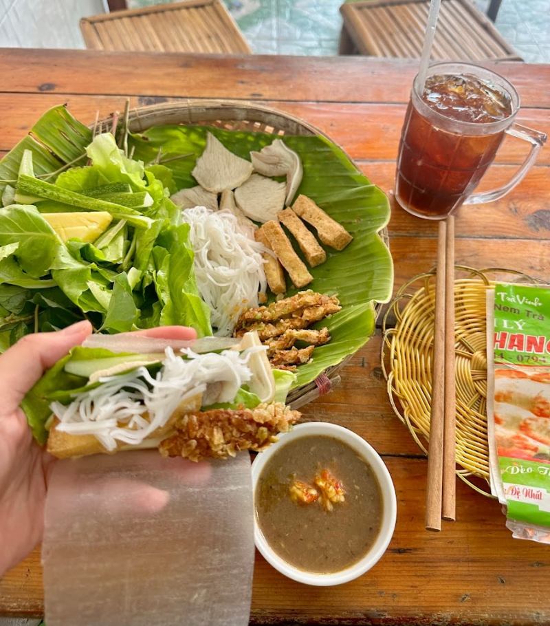 Bún đậu Lỗ Tai Heo