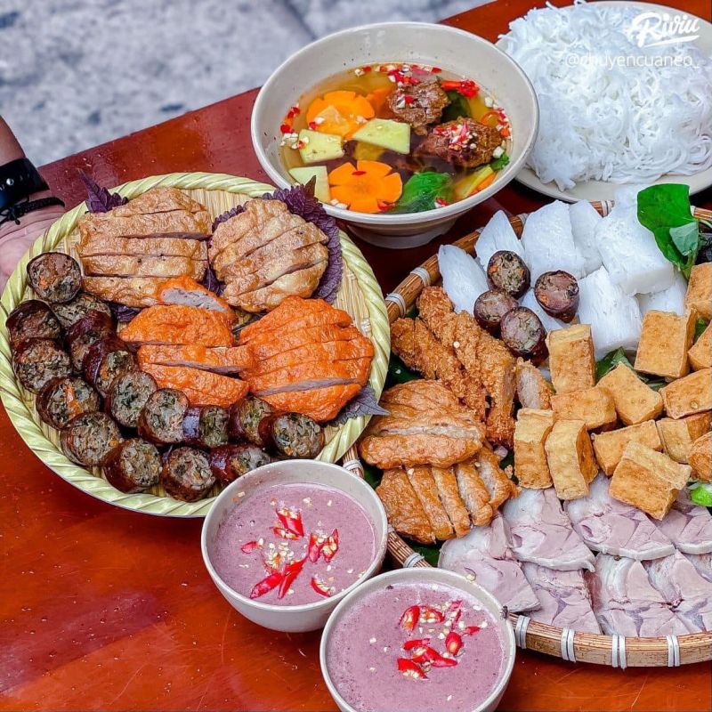 Bún Đậu Mắm Tôm Ba Anh Em