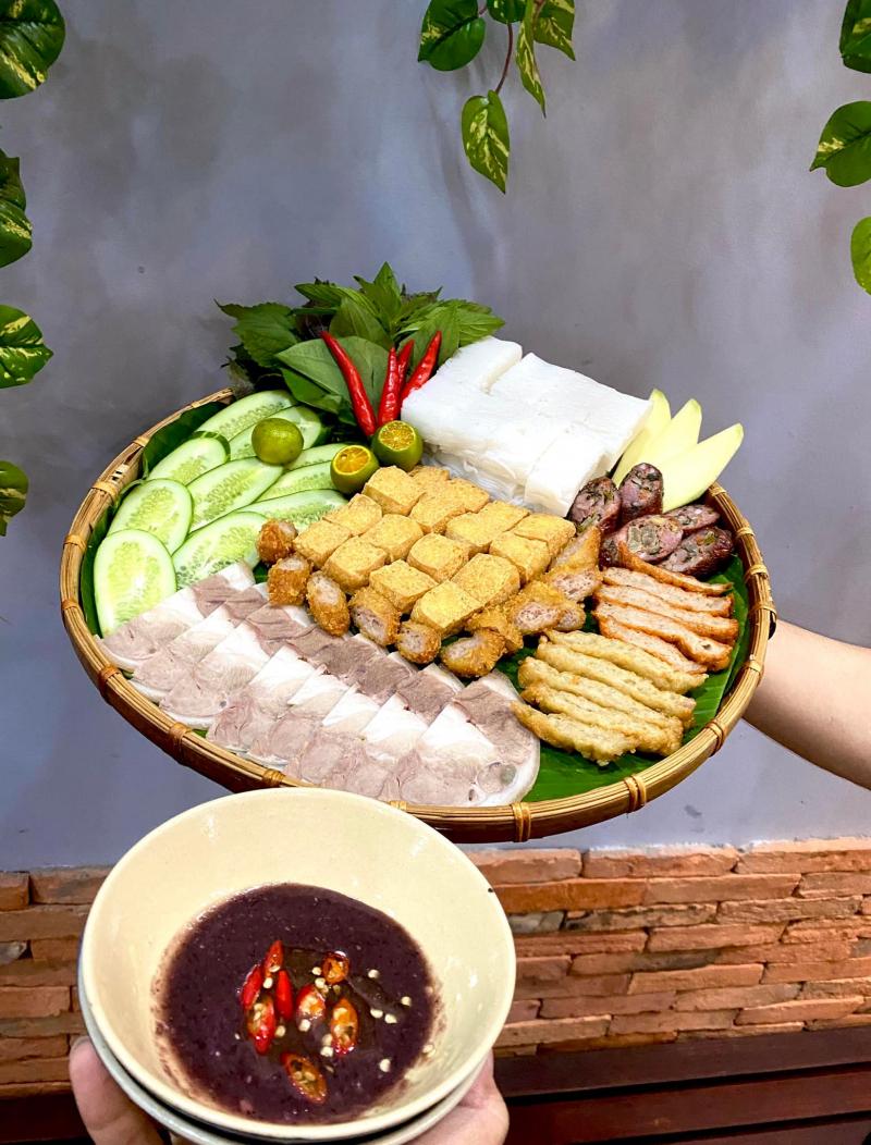 Bún đậu mắm tôm Trần