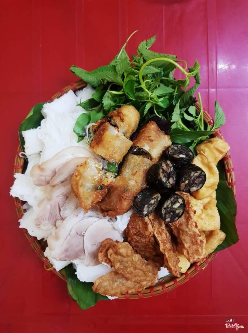 Quán ăn ngon trên đường Lê Văn Lương kéo dài, Quận Thanh Xuân