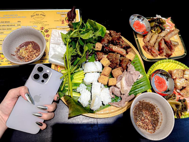 Bún Đậu Nhà Nội Mình