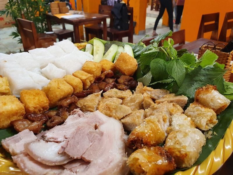 Bún đậu Phố Cổ - Hàng Khay