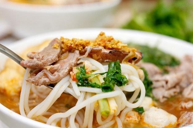 Món ăn vặt giá rẻ gây sốt tại Nam Định