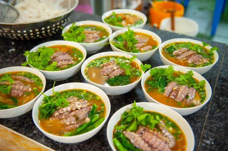 Bún hải sản bề bề