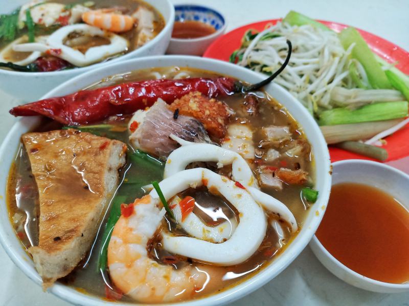 Bún mắm Cô Ba