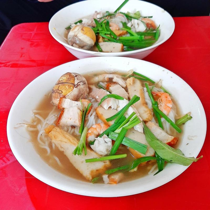 Bún Mắm Sáu Kèn