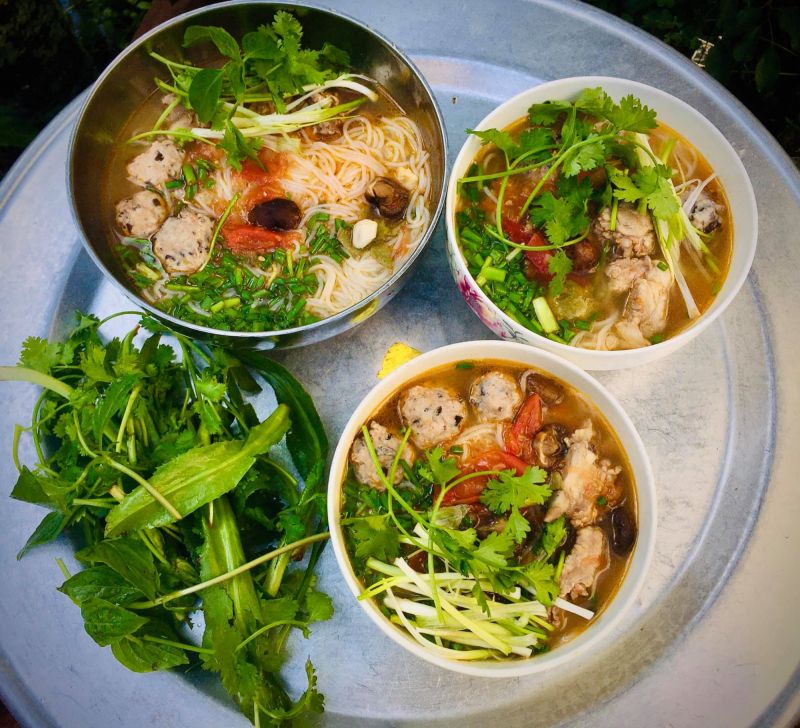 Bún Mọc Sườn Út Tịch