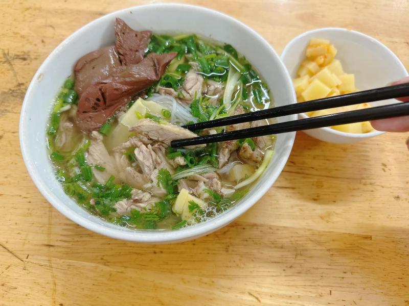 Bún ngan Bà Hằng