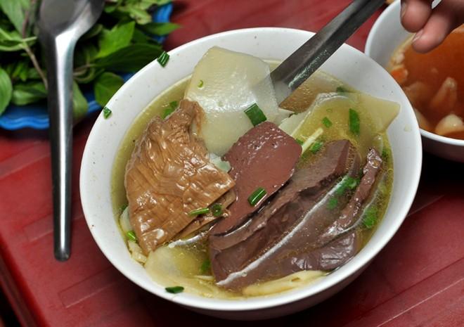 Bún ngan và bún chả ngan nướng