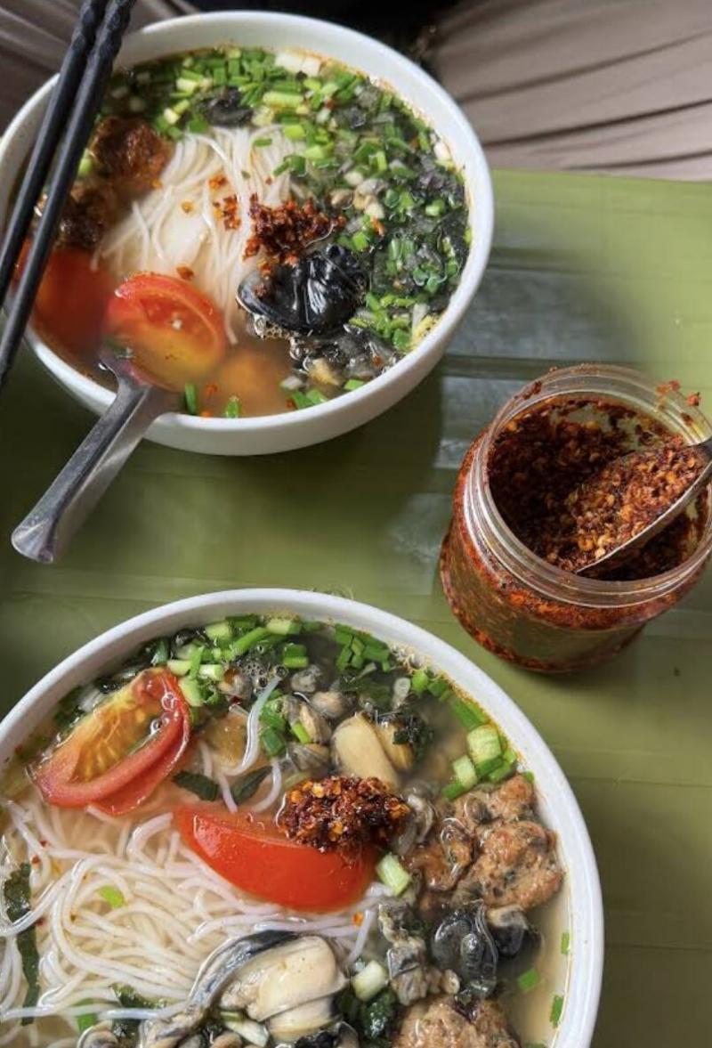 Bún ốc cô Huê