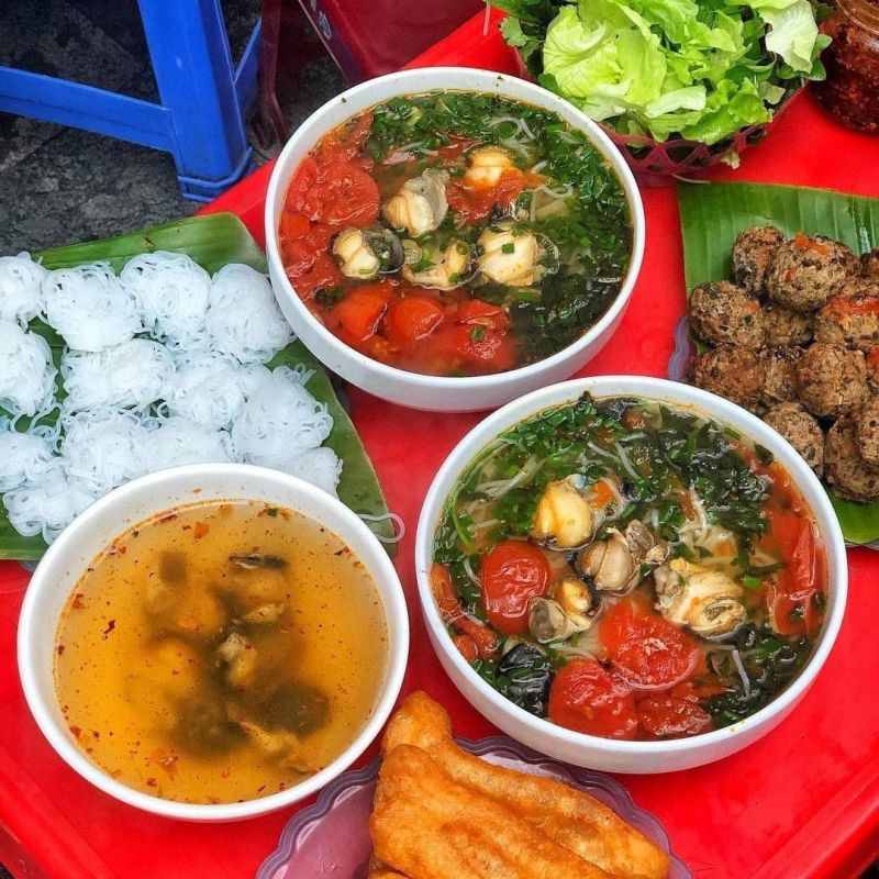 Bún ốc cô Huệ - Nguyễn Siêu