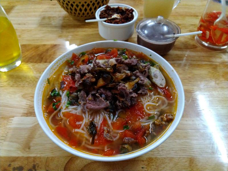 Bún ốc gia truyền Bạch Mai